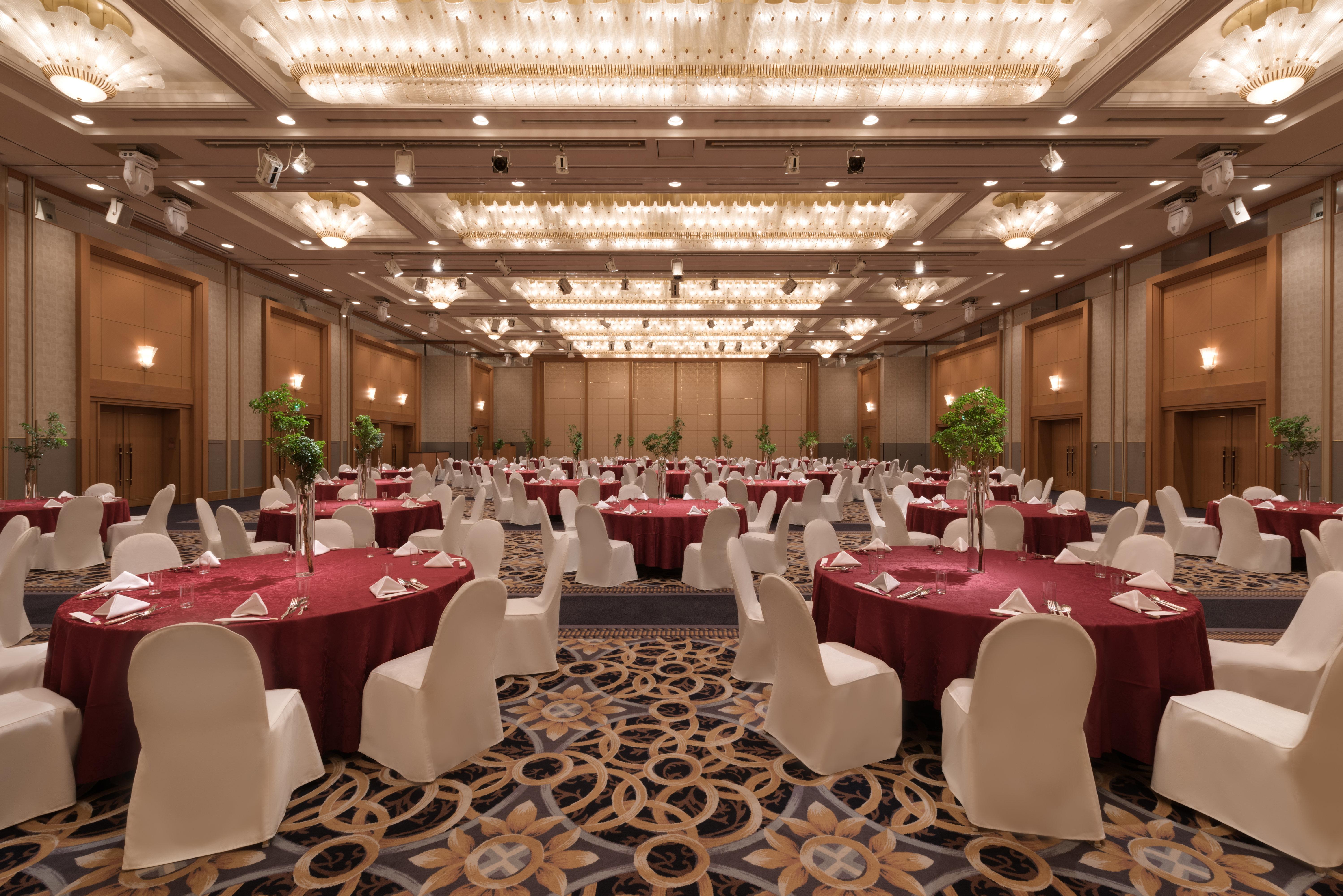 Отель Ana Crowne Plaza Toyama By Ihg Экстерьер фото