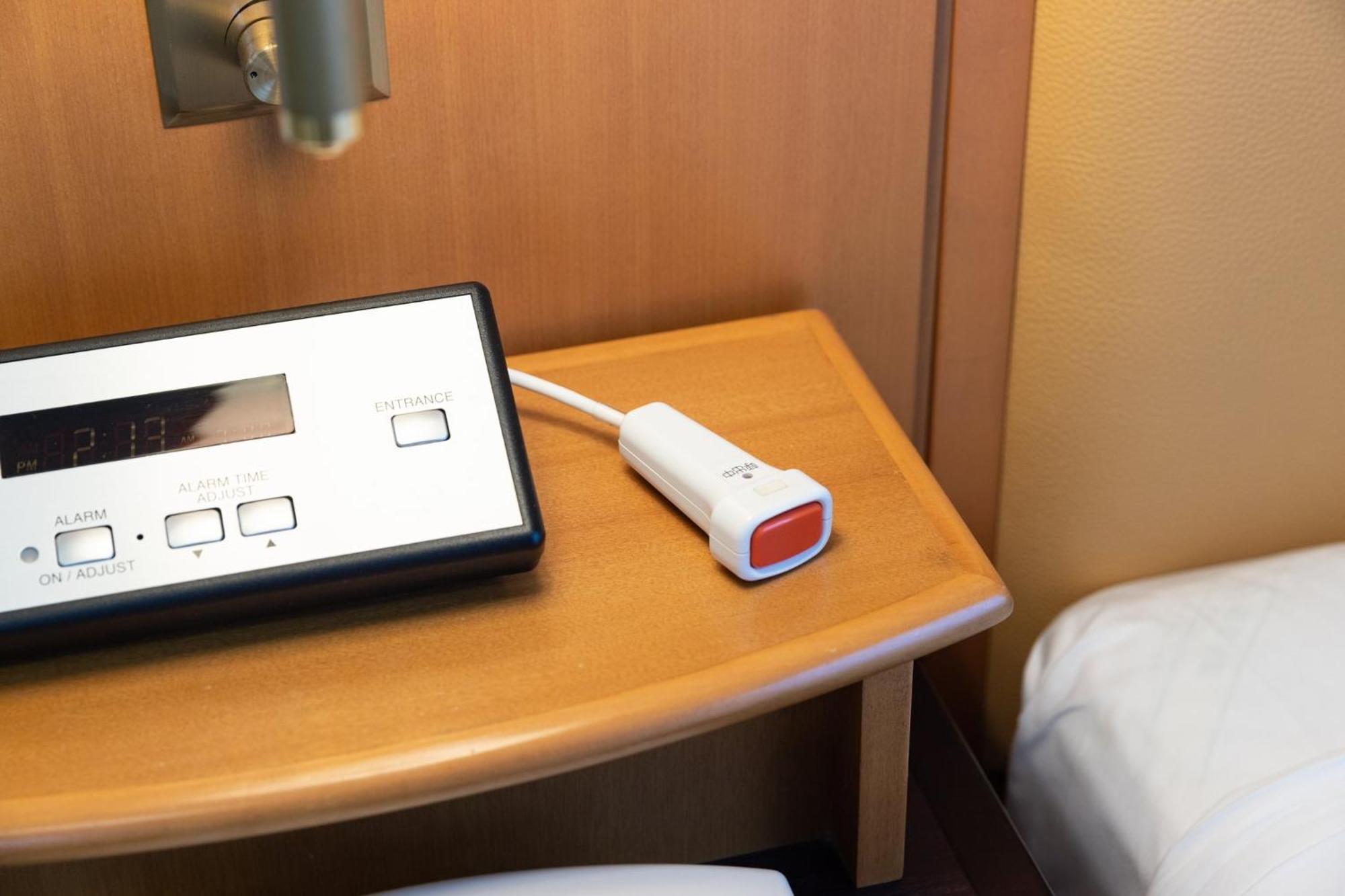 Отель Ana Crowne Plaza Toyama By Ihg Экстерьер фото